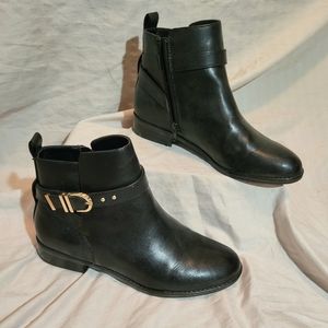 Kelly & Katie ankle boots
